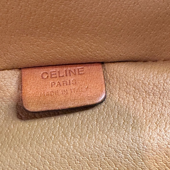 Authentic vintage Celine Macadam toiletry/ make up bag - Picture 8 of 9